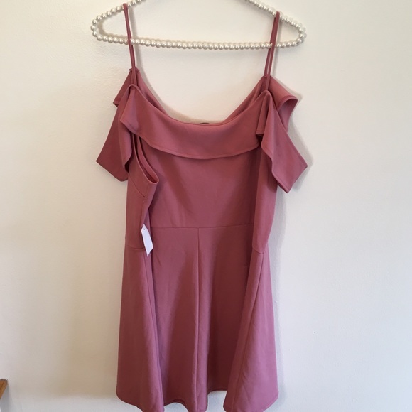 NWT Charlotte Russe+ ruffle pink dress size 2x - Picture 9 of 12